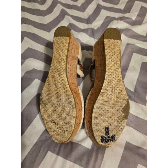 Toms cream wedge heels, sz.8W - Picture 8 of 8